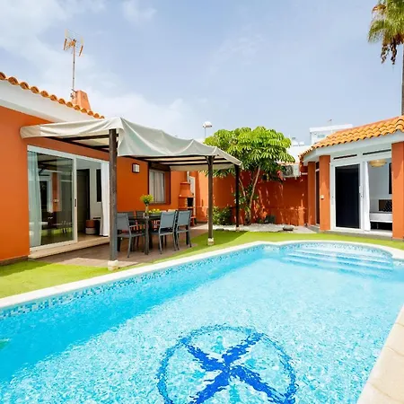 With A Private Swimming Pool * 卡亚俄萨尔瓦赫